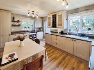 Photo 13- click for photo gallery